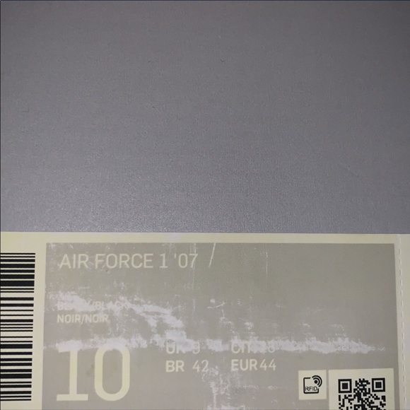 Custom Gnikes - Picture 5 of 5